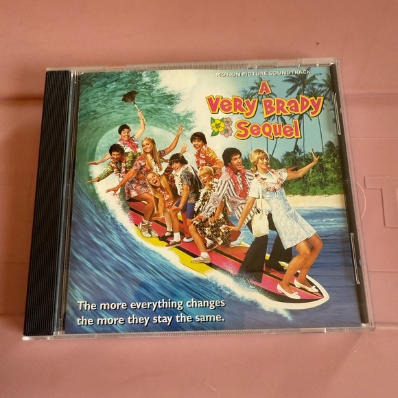 A Very Brady Sequel | Original Soundtrack | Vintage CD - Picture 1 of 3